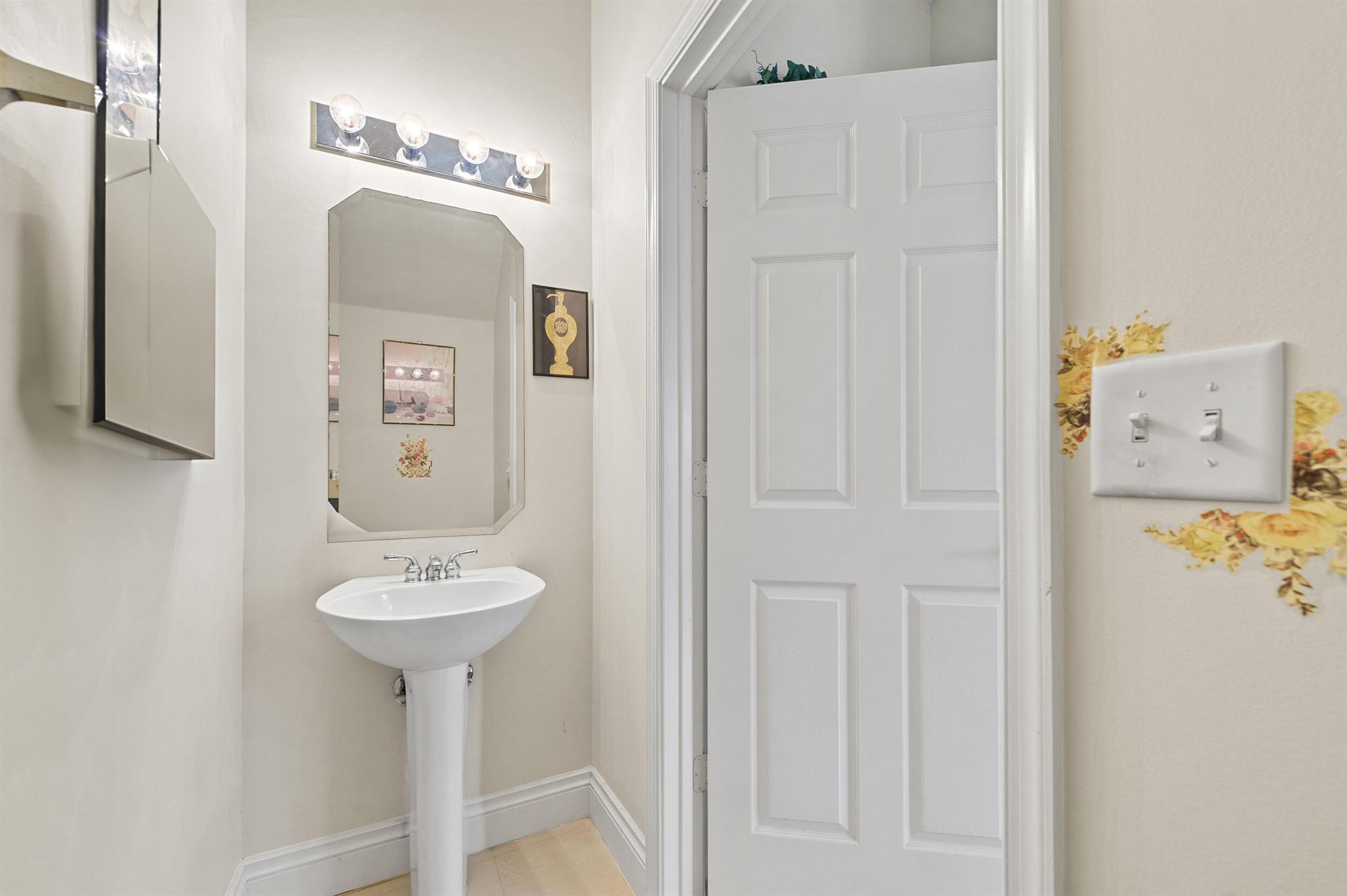 MIZNER POINTE OF BOCA VIA - Residential