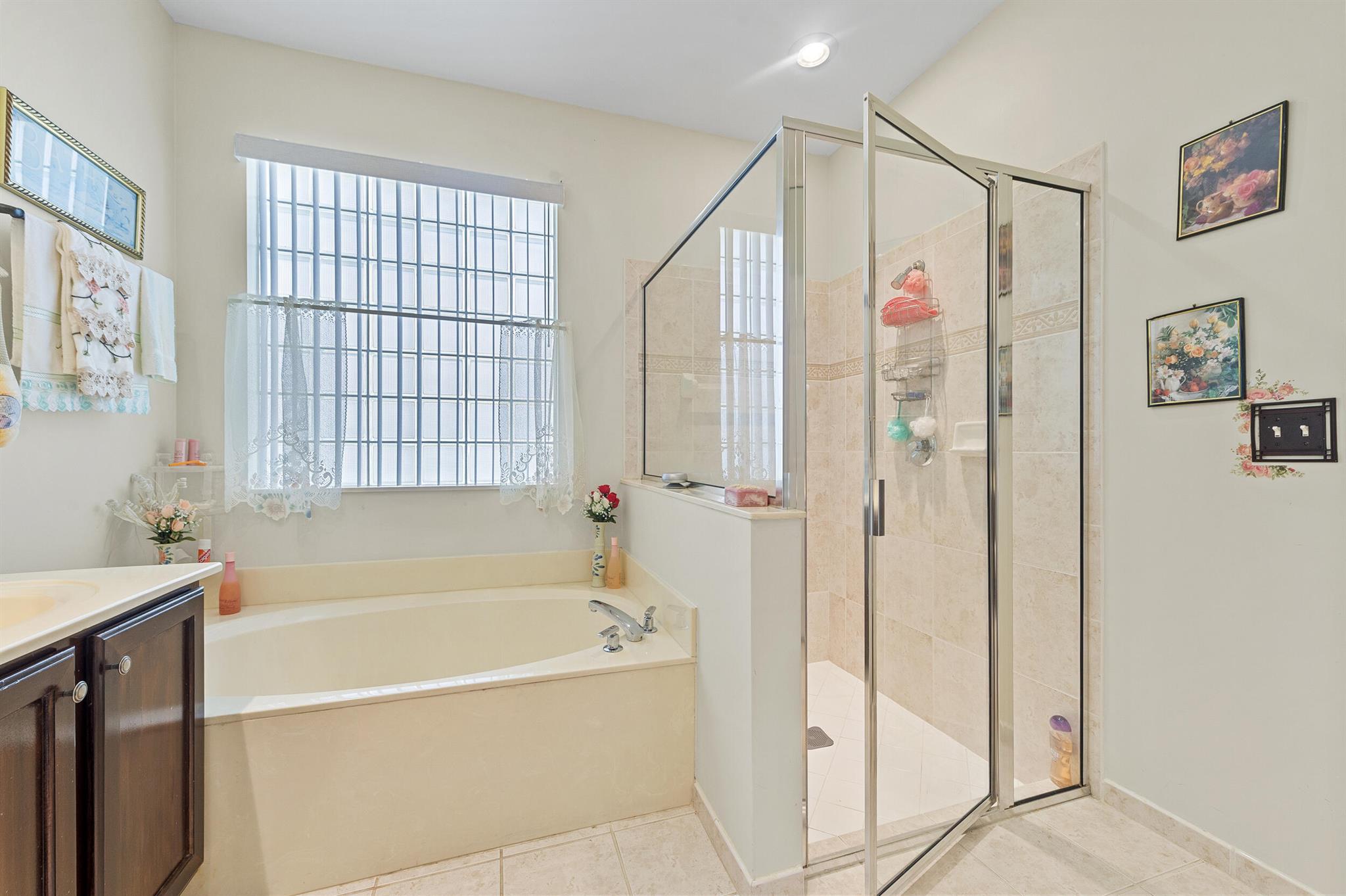 MIZNER POINTE OF BOCA VIA - Residential