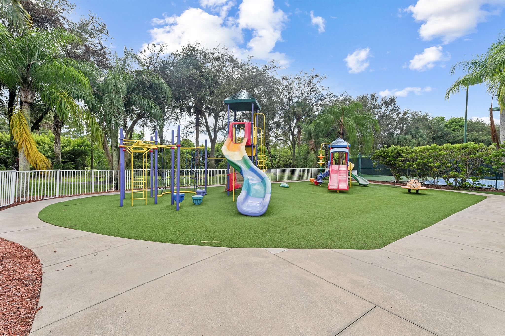MIZNER POINTE OF BOCA VIA - Residential