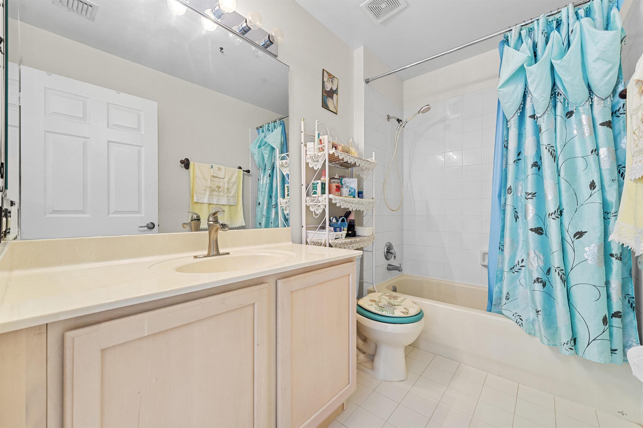 MIZNER POINTE OF BOCA VIA - Residential