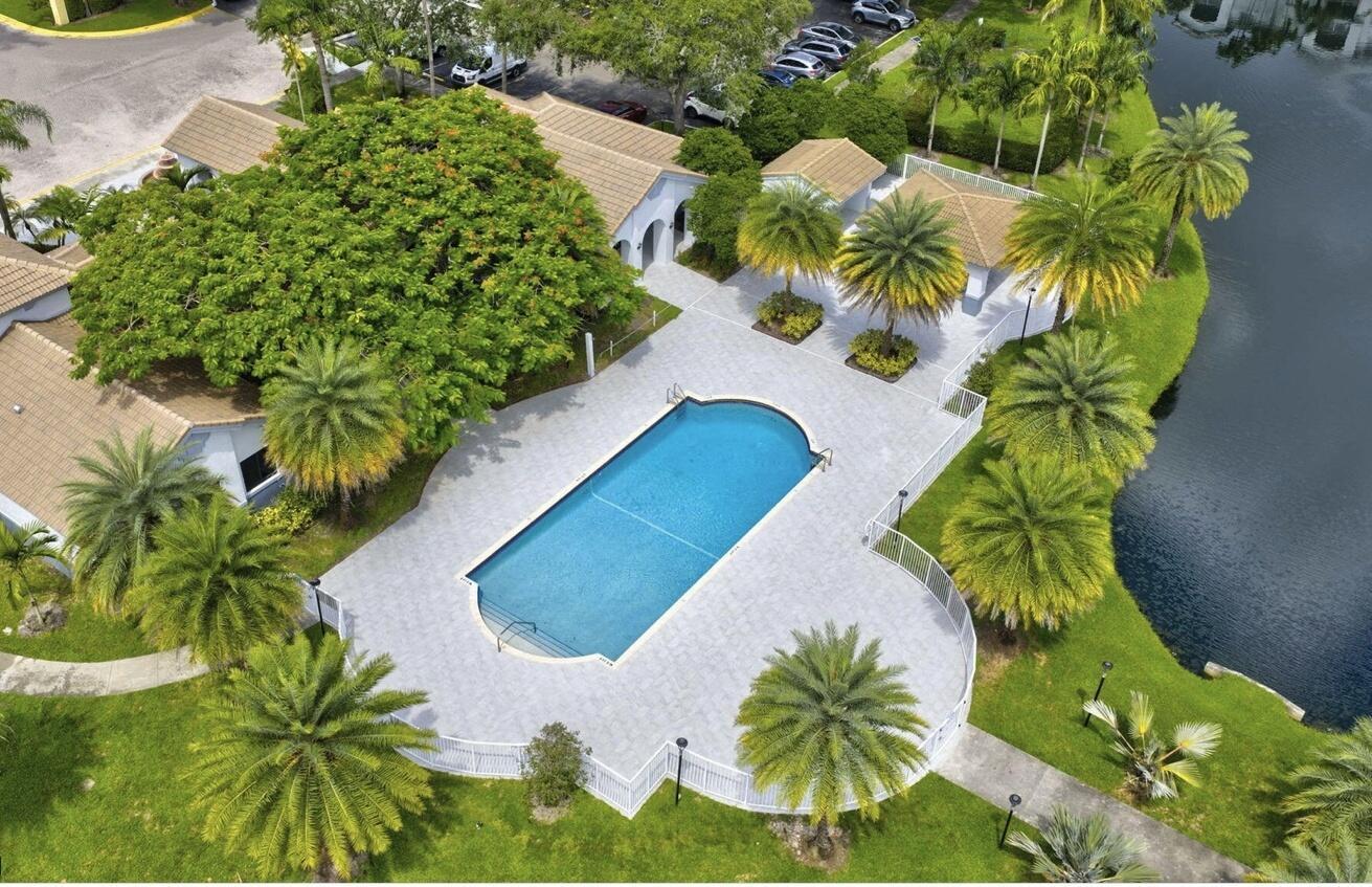 ROYAL GRAND CONDO - Residential Lease