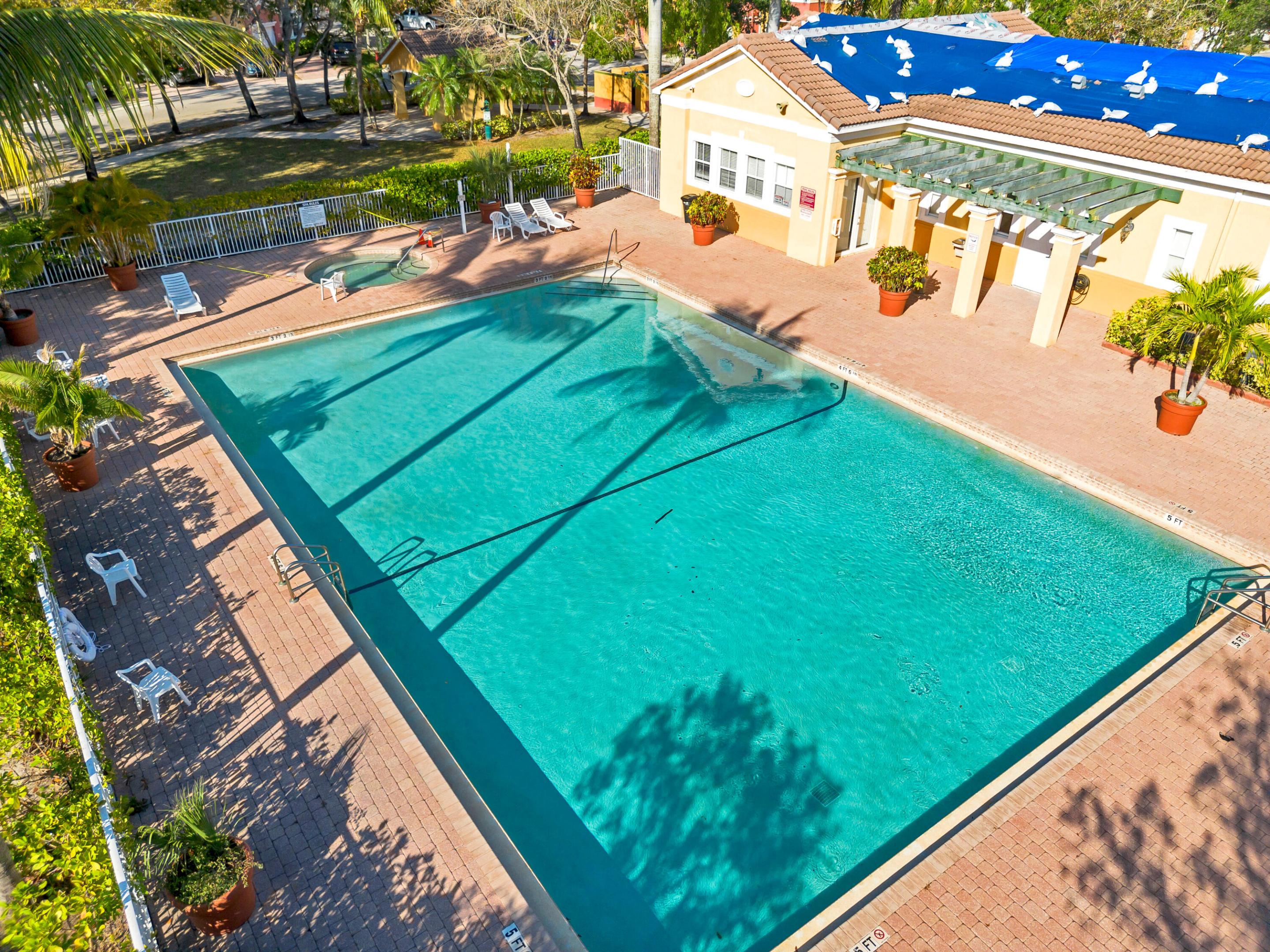 SHOMA COURTYARDS I AT ROYAL PALM CONDOMI - Residential