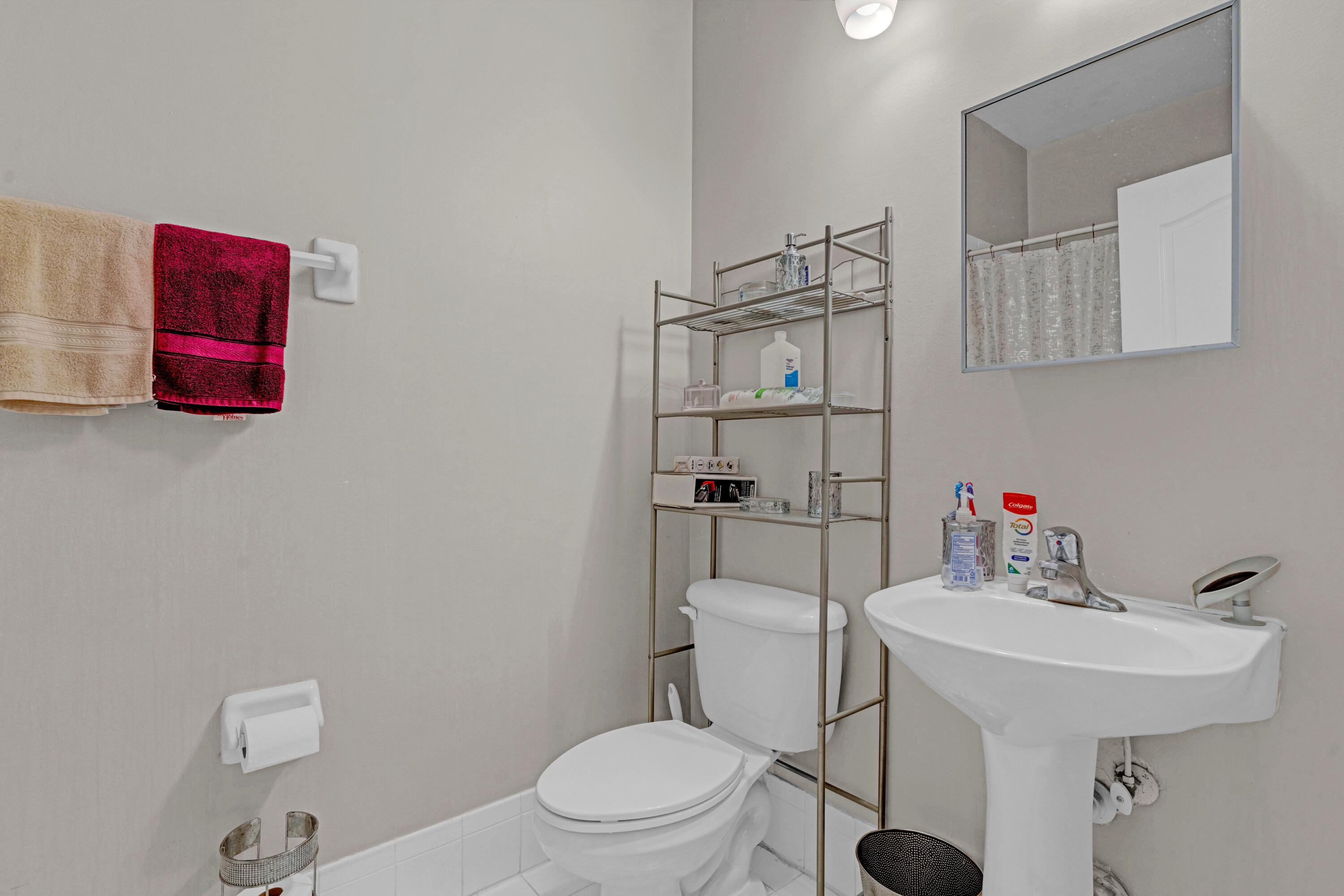 SHOMA COURTYARDS I AT ROYAL PALM CONDOMI - Residential