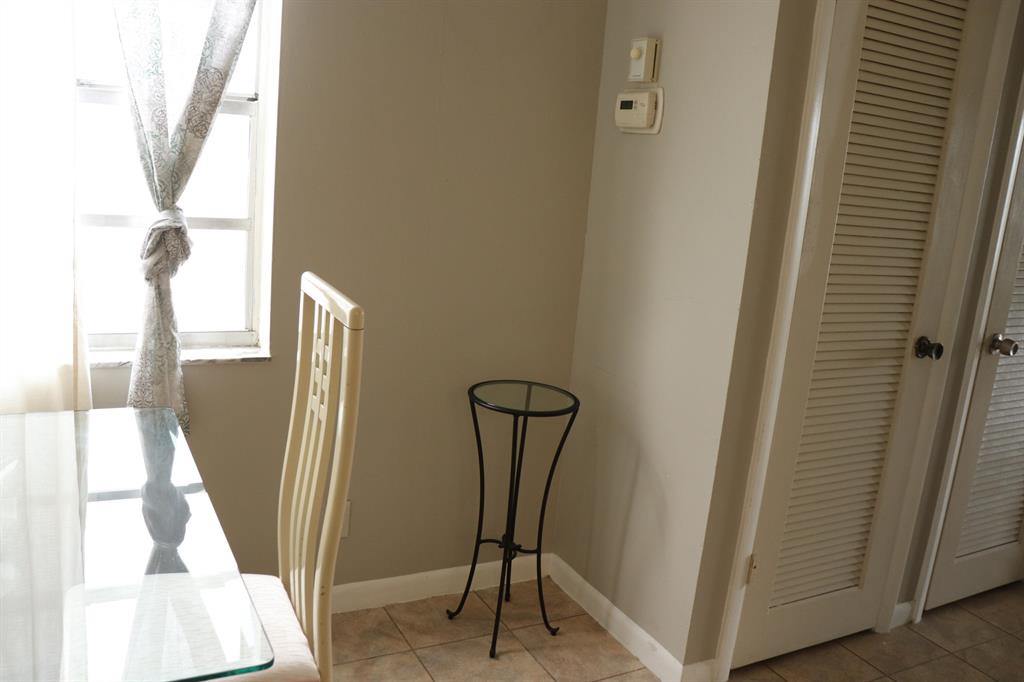 KINGS POINT FLANDERS CONDOS - Residential