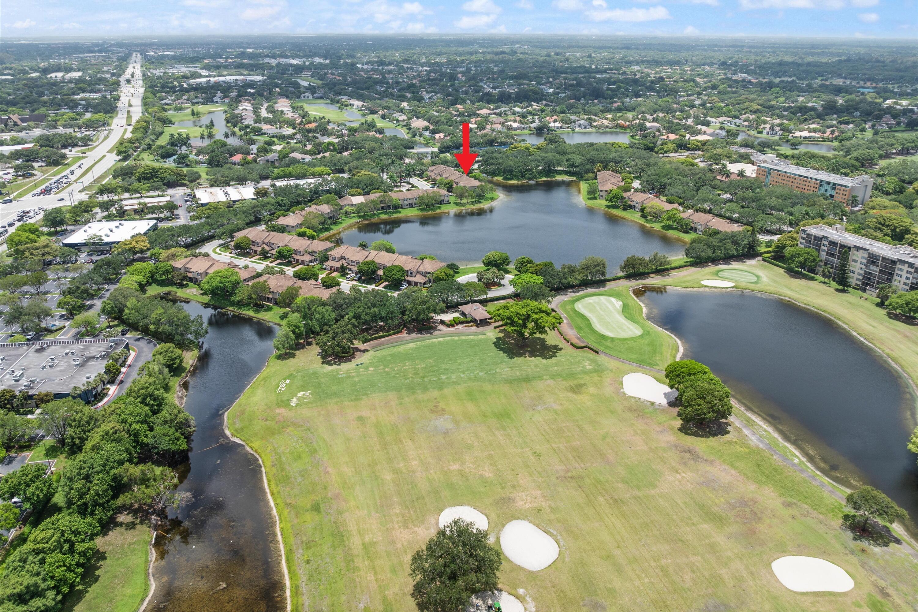 ROLLING HILLS GOLF & TENNIS CLUB - Residential
