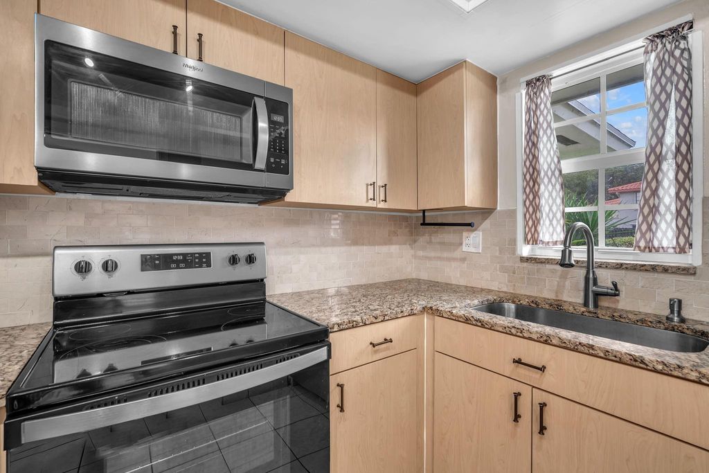 Photo of 2520 SW 14th Court #45, Boynton Beach, FL 33426 (MLS # F10517495)