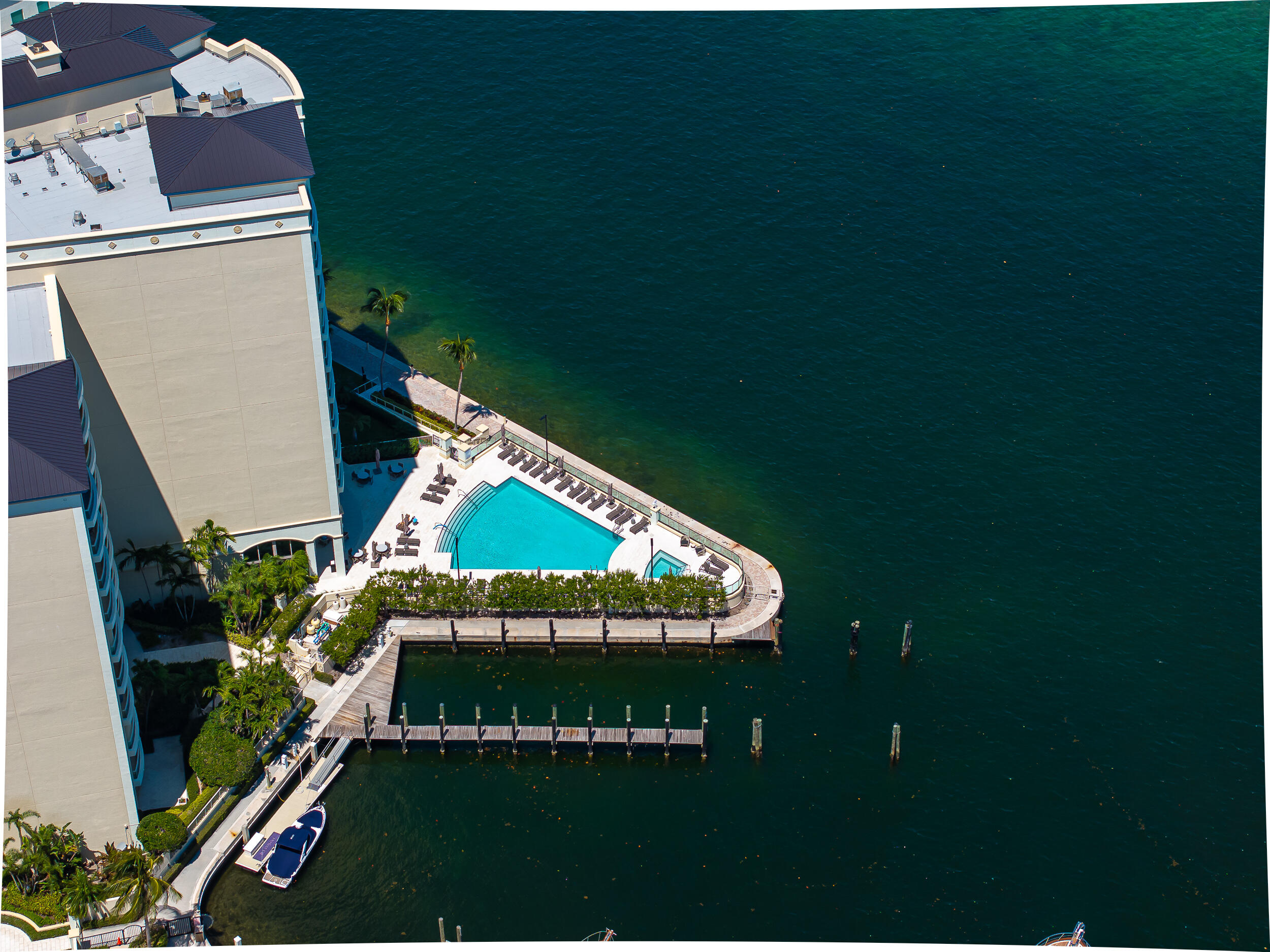 MIZNER GRAND CONDO - Residential