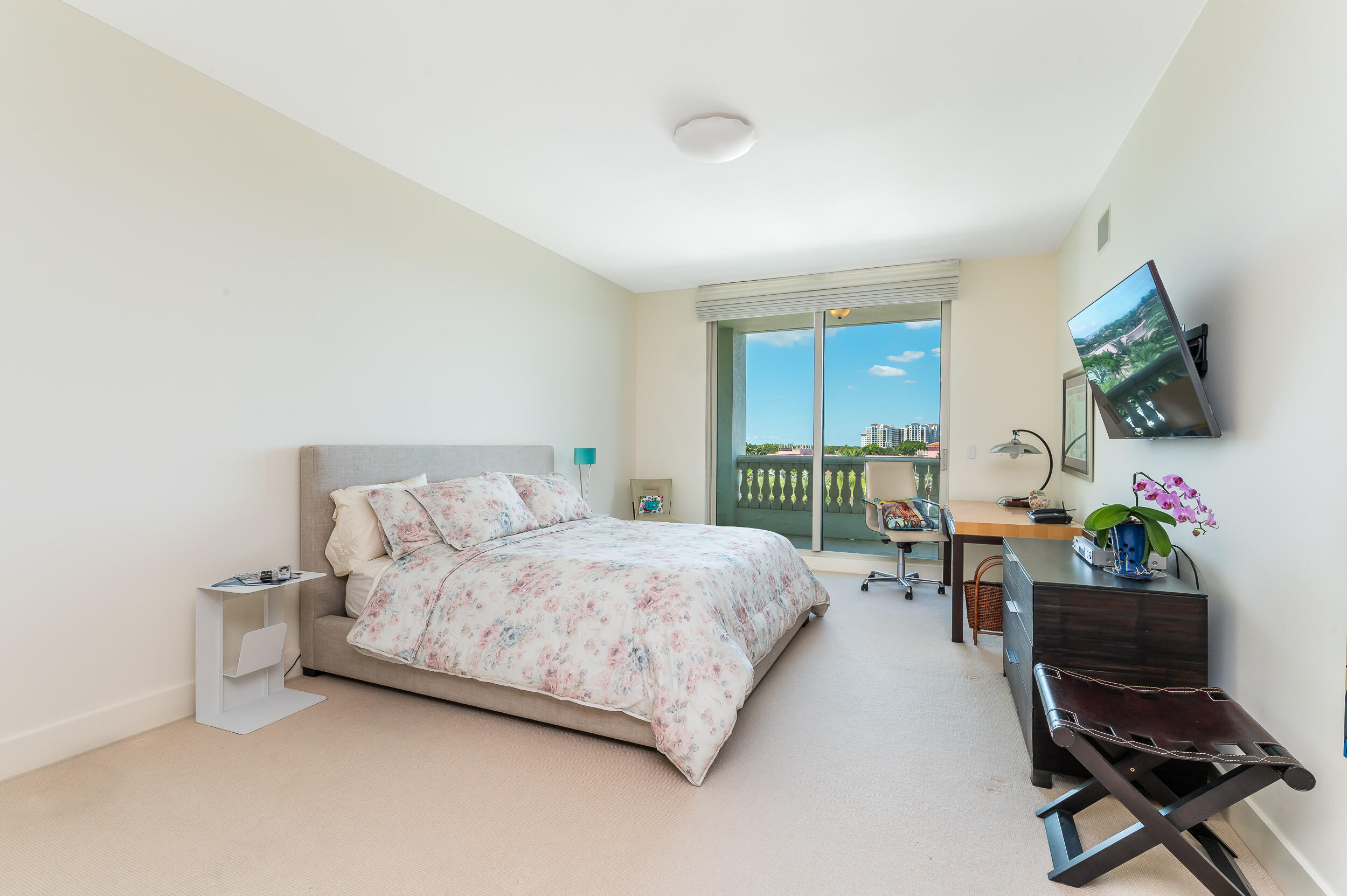 MIZNER GRAND CONDO - Residential