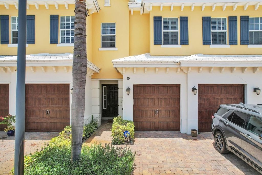 Photo of 206 Mariner Court, North Palm Beach, FL 33408 (MLS # F10516622)