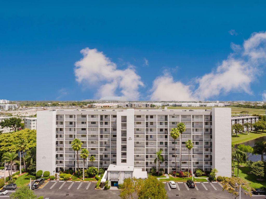 Photo of 2217 Cypress Island Drive #508, Pompano Beach, FL 33069 (MLS # B26018994)