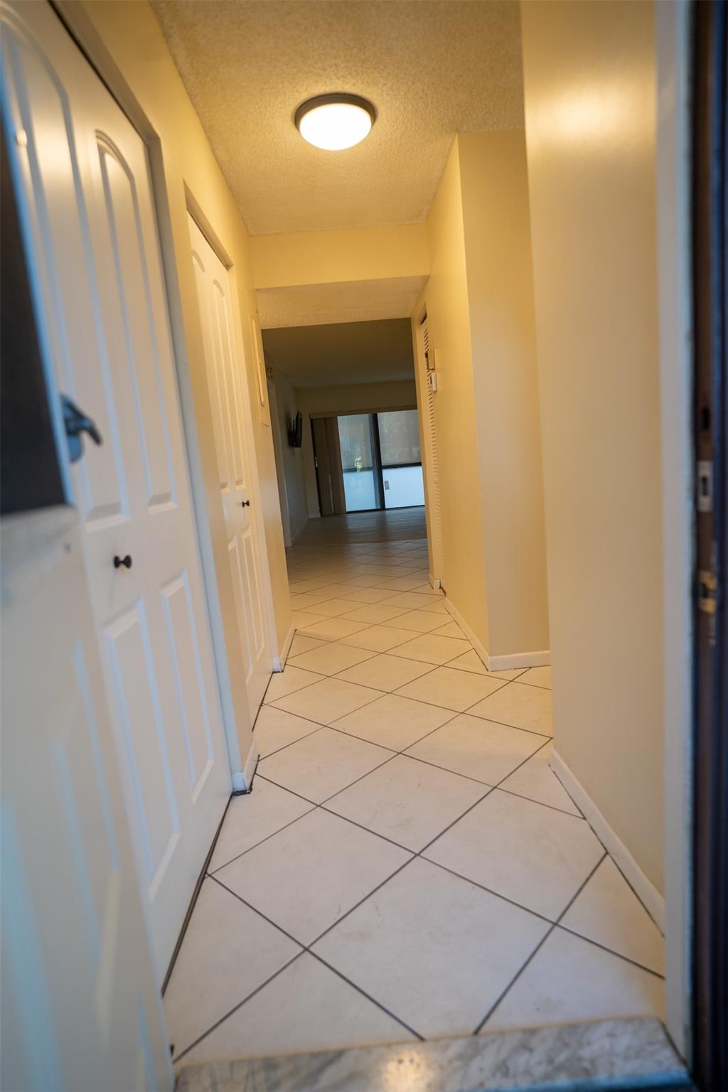 202 E Laurel Dr 1202