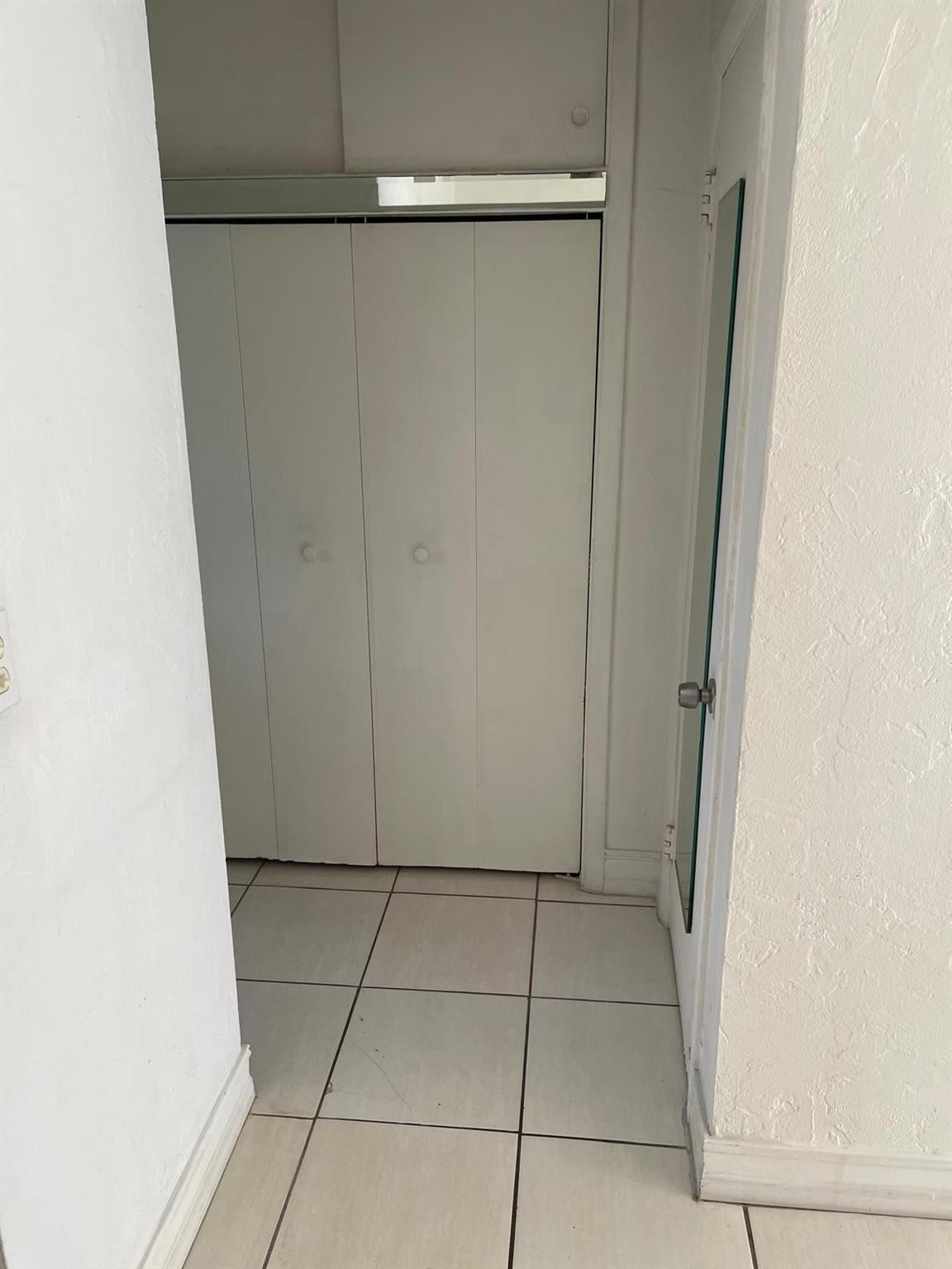 MIMO ON THE BEACH VIII CO - Residential Lease