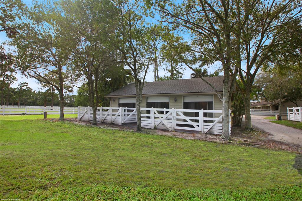 PALM CITY FARMS - Residential