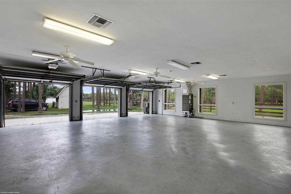 PALM CITY FARMS - Residential