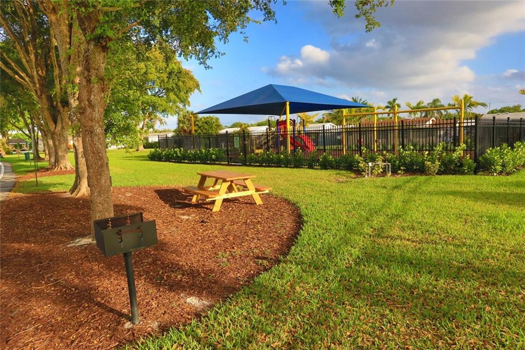 Mainlands Of Tamarac  9 - Residential