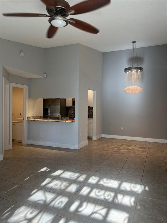 Sunrise Nob Hill East - Residential Lease