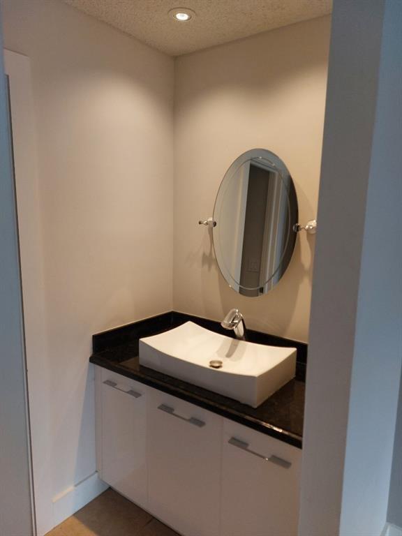 Sunrise Nob Hill East - Residential Lease