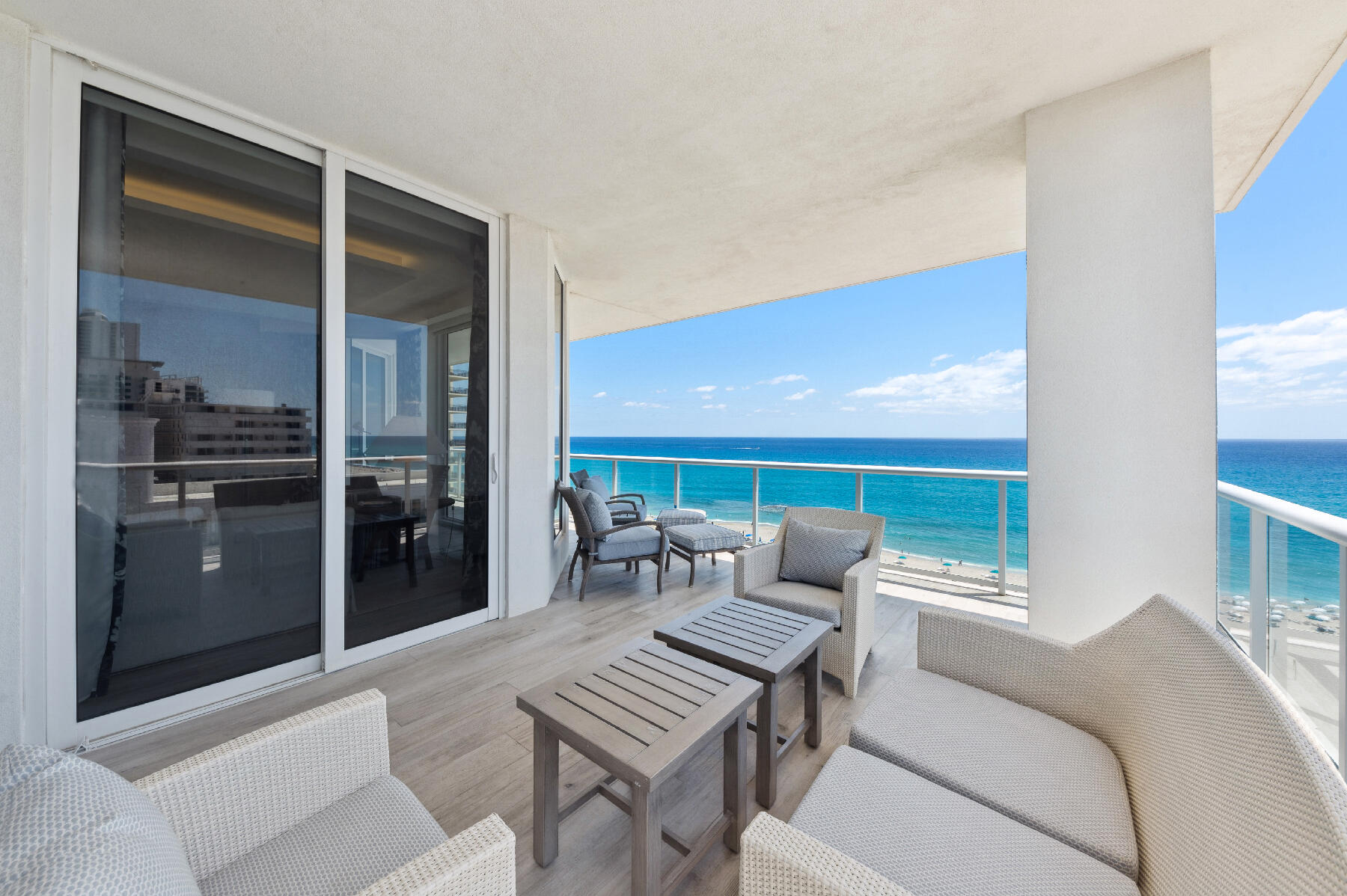 VISTABLUE SINGER ISLAND CONDO - Residential