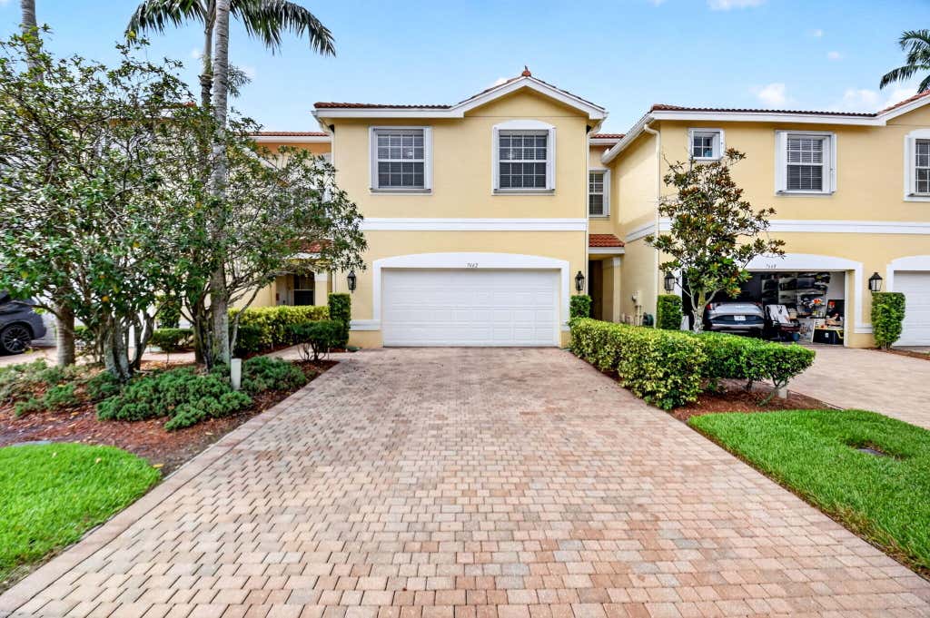 Photo of 7662 Spatterdock Drive, Boynton Beach, FL 33437 (MLS # B26043331)