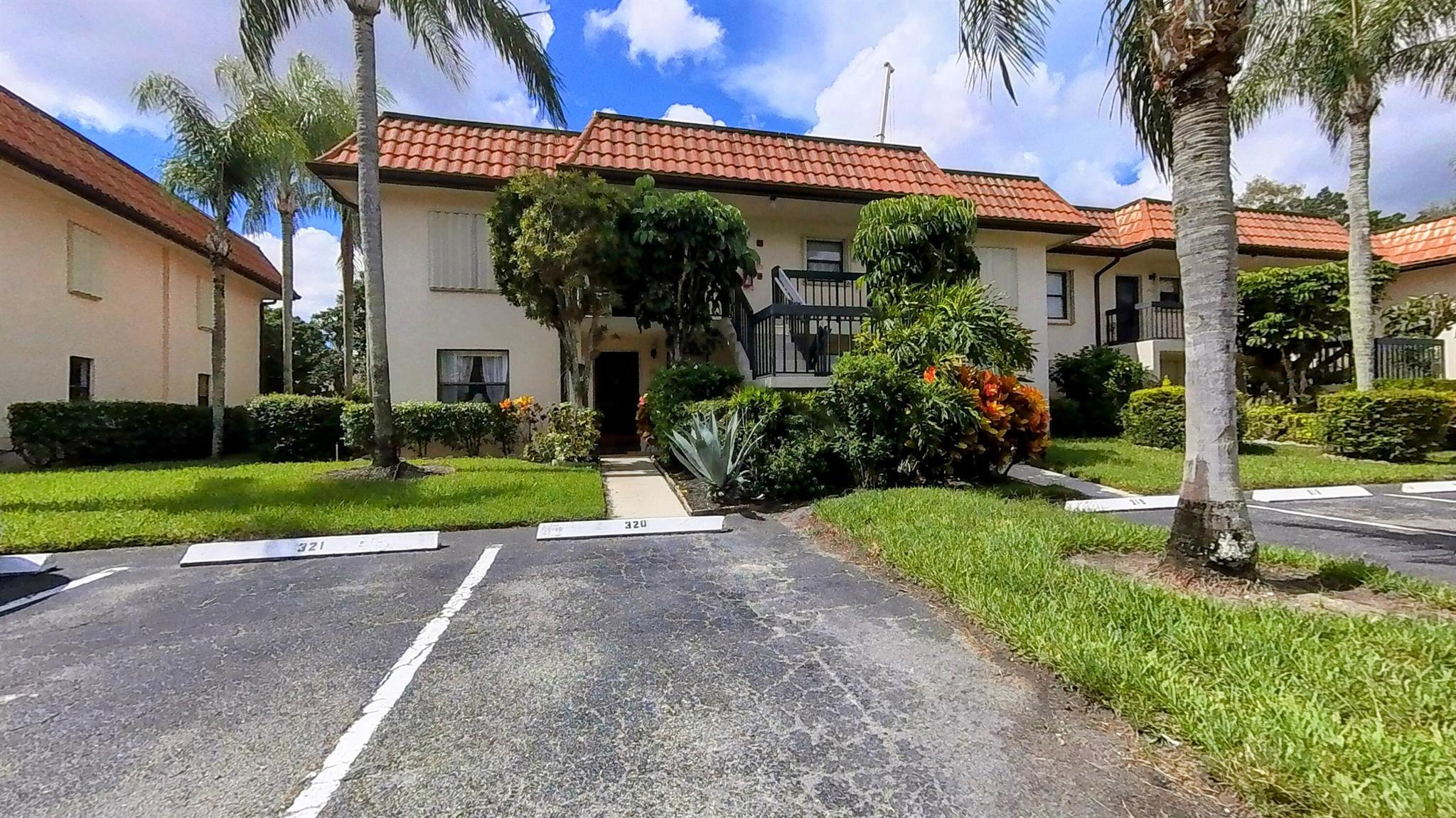 Beautiful 2-Bedroom, 2-Bath First-Floor Condo in Lucerne Lakes!Step into this spacious and inviting first-floor unit perfectly situated across from the community pool for ultimate convenience and relaxation. Featuring a split-bedroom floor plan, this 2/2 condo offers a bright, open living space with plenty of natural light. The primary suite boasts a walk-in closet and private bath, while the screened-in patio provides the perfect spot to unwind. Ideally located in the vibrant 55+ community of Lucerne Lakes, right by the Forest Oaks Golf Course, a popular public course. Enjoy access to the pool, clubhouse, fitness center, shuffleboard, library, tennis, and more. Lucerne Lakes is conveniently just minutes from shopping, dining, and beaches.