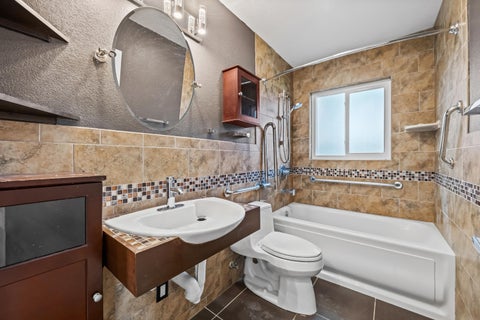 Tiny photo for 6981 SW 1ST Court, Margate, FL 33068 (MLS # B26068488)
