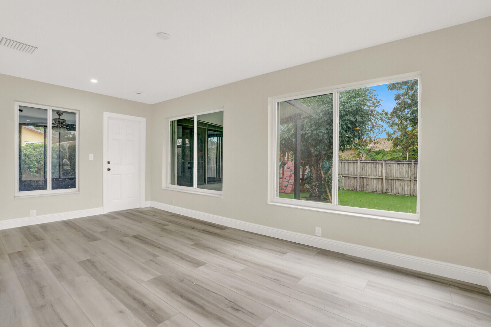 COUNTRY LANE ESTATES - Residential