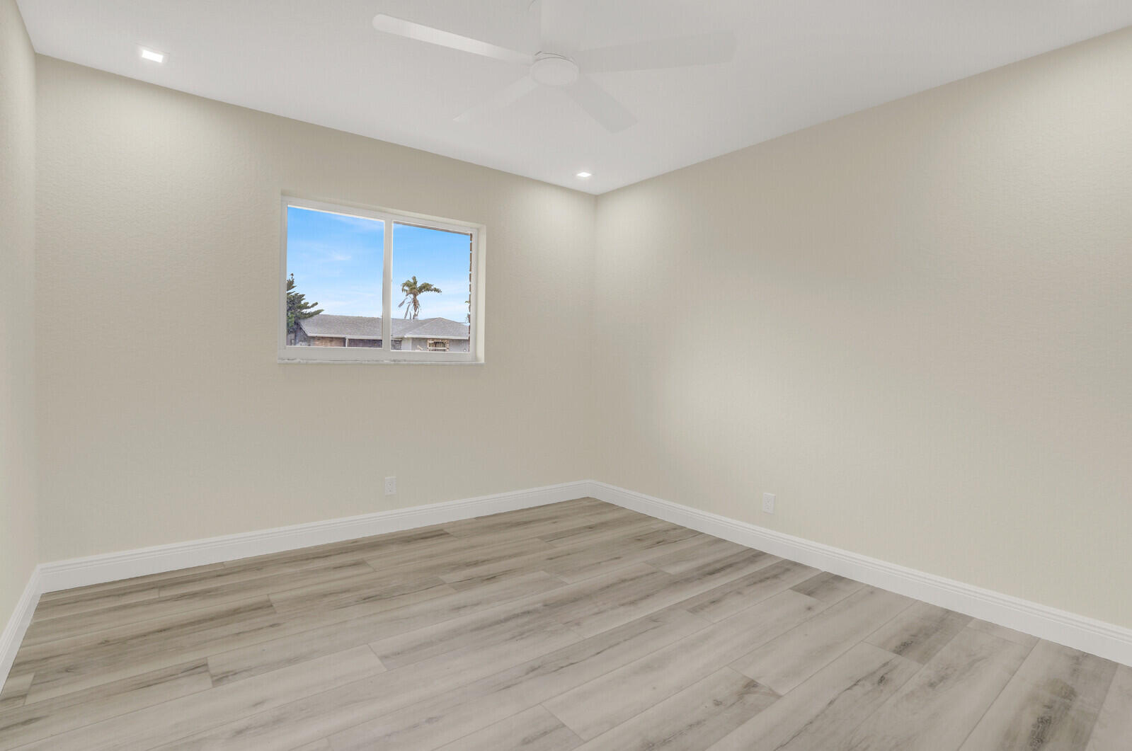 COUNTRY LANE ESTATES - Residential