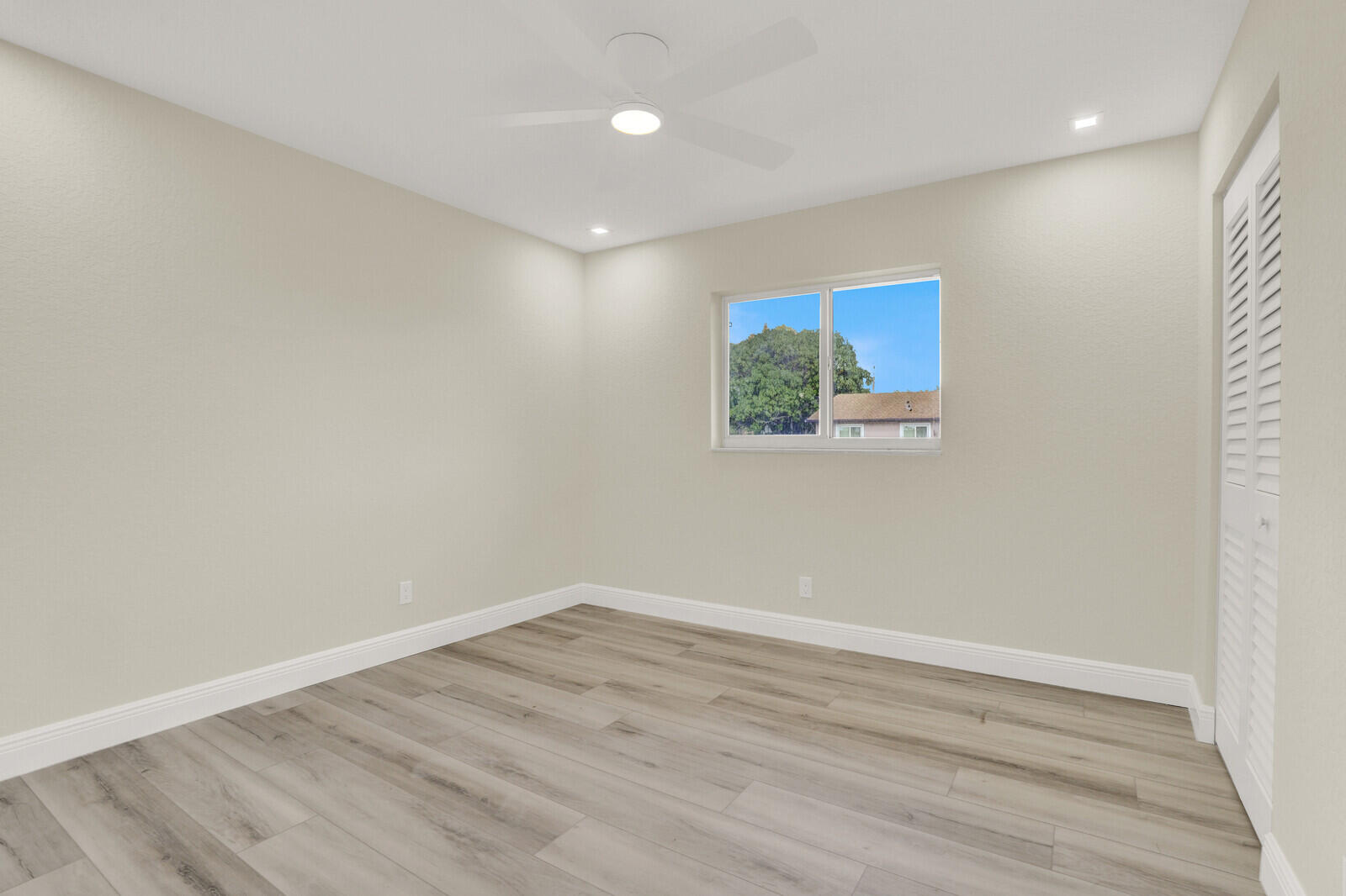 COUNTRY LANE ESTATES - Residential