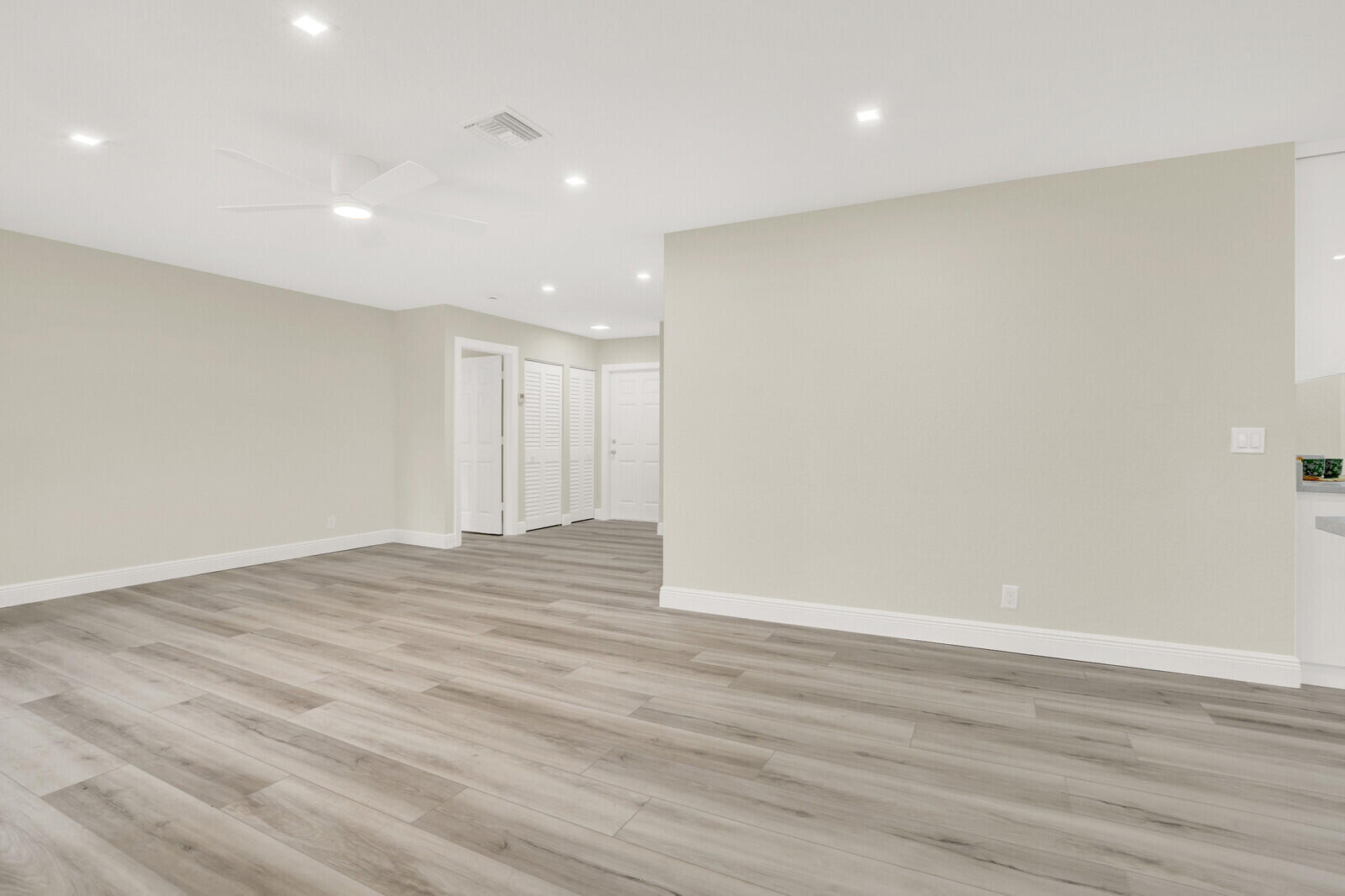 COUNTRY LANE ESTATES - Residential