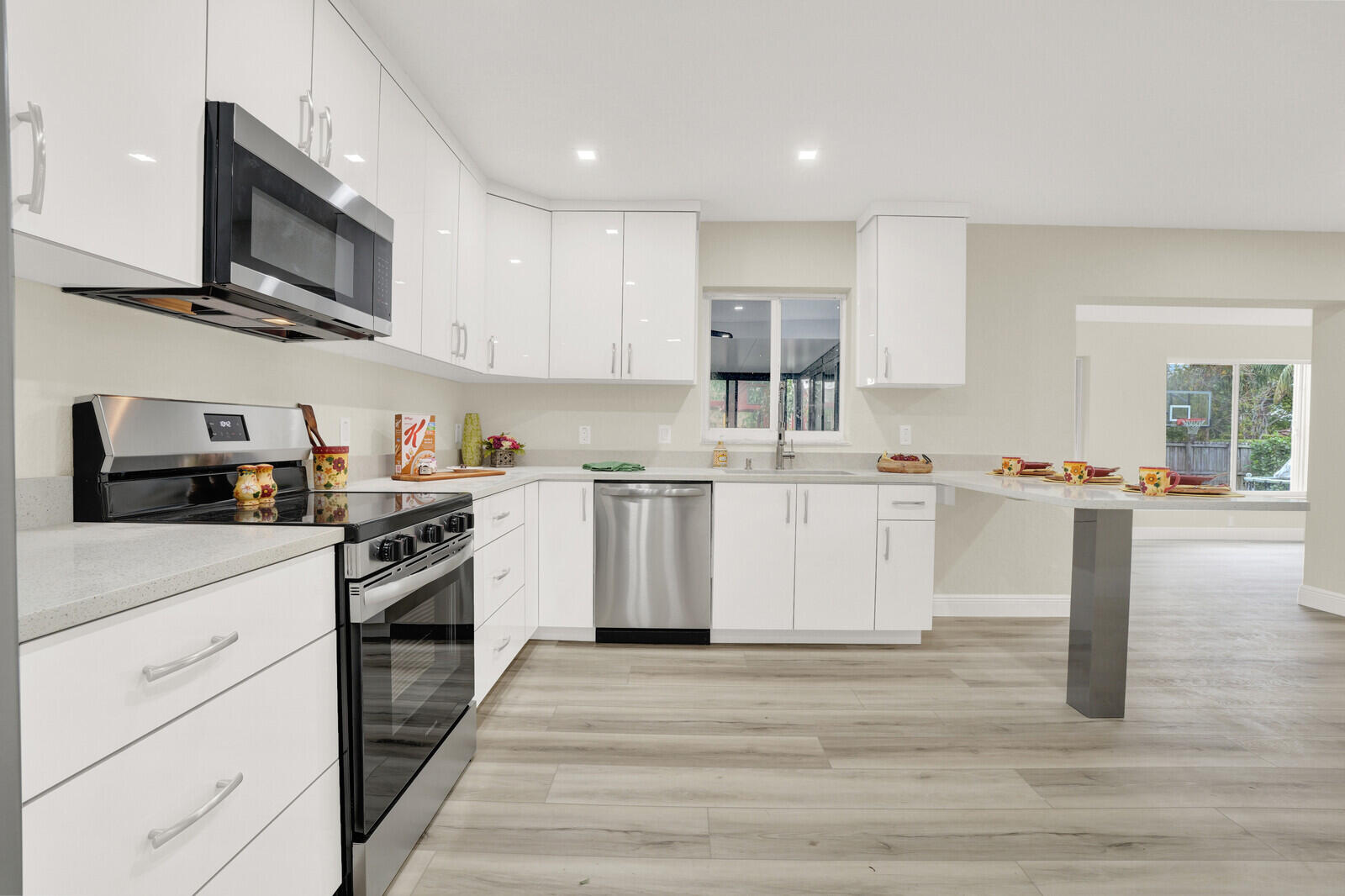 COUNTRY LANE ESTATES - Residential