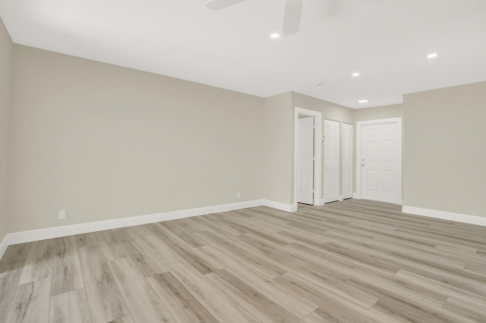 COUNTRY LANE ESTATES - Residential