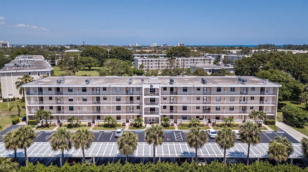 Photo of 300 N Highway A1a, #H-406, Jupiter, FL 33477 (MLS # R10709392)