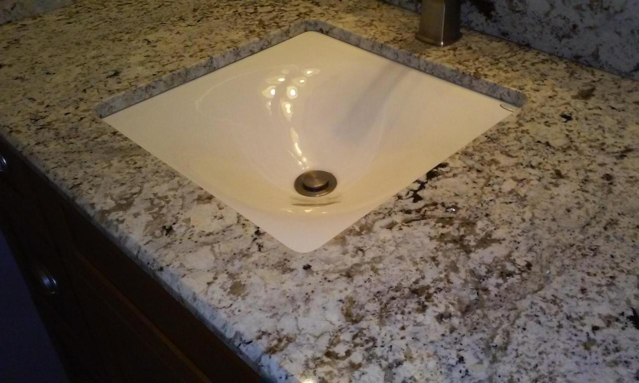 ISLAND CLUB 2 CONDO - Residential