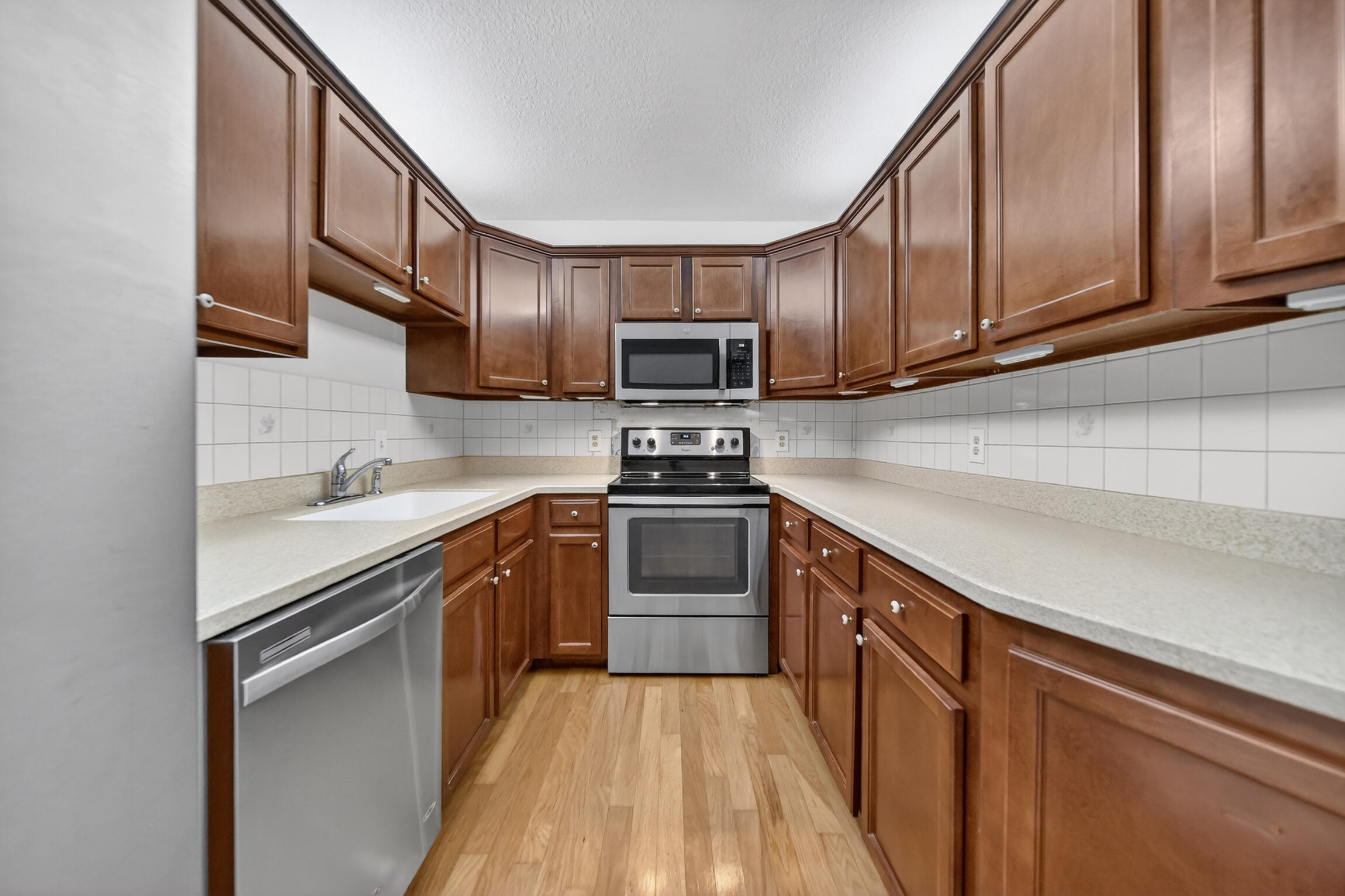 PINE RIDGE AT MARTIN DOWNS CONDO 14 - Residential