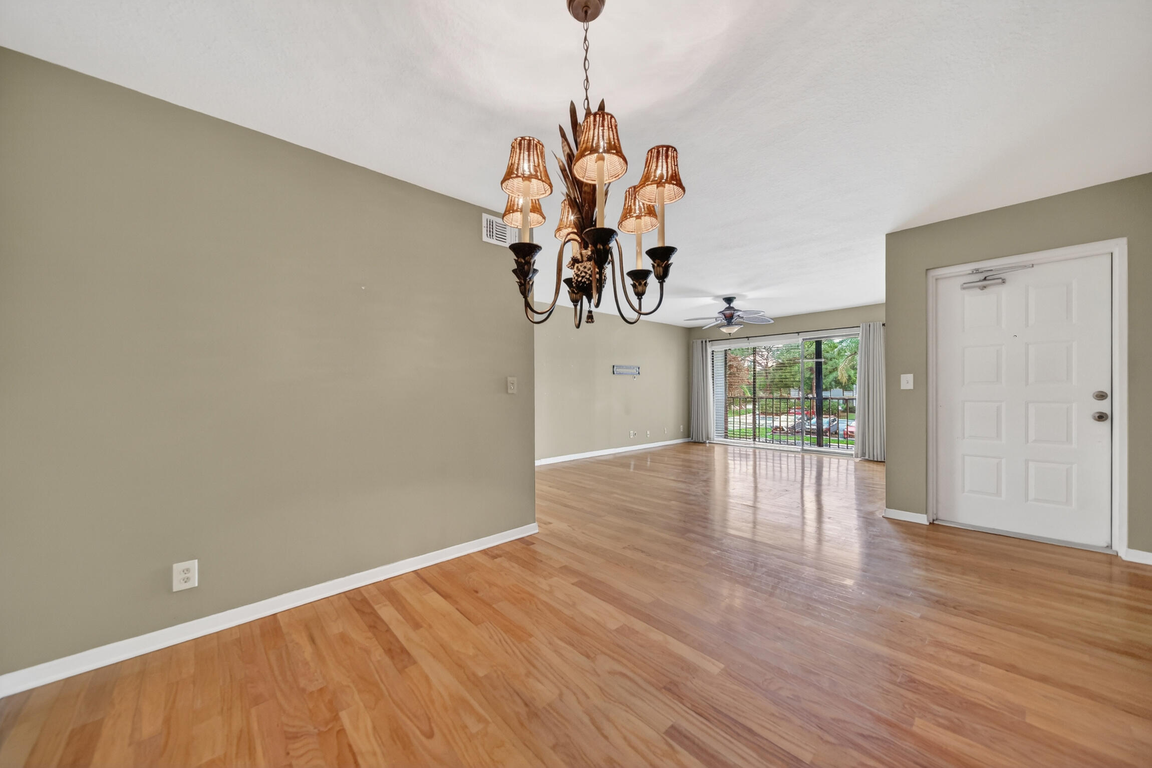 PINE RIDGE AT MARTIN DOWNS CONDO 14 - Residential