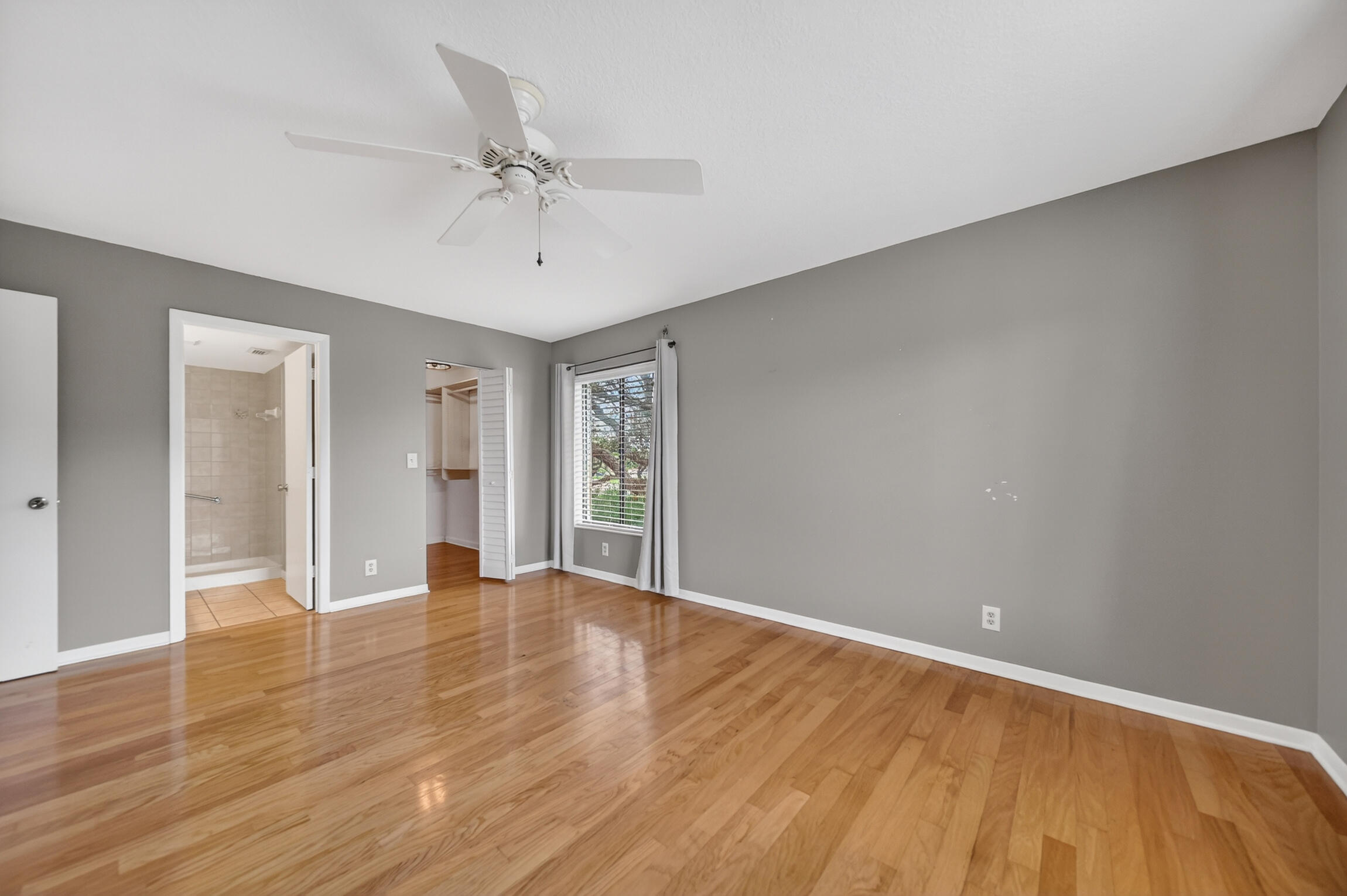 PINE RIDGE AT MARTIN DOWNS CONDO 14 - Residential