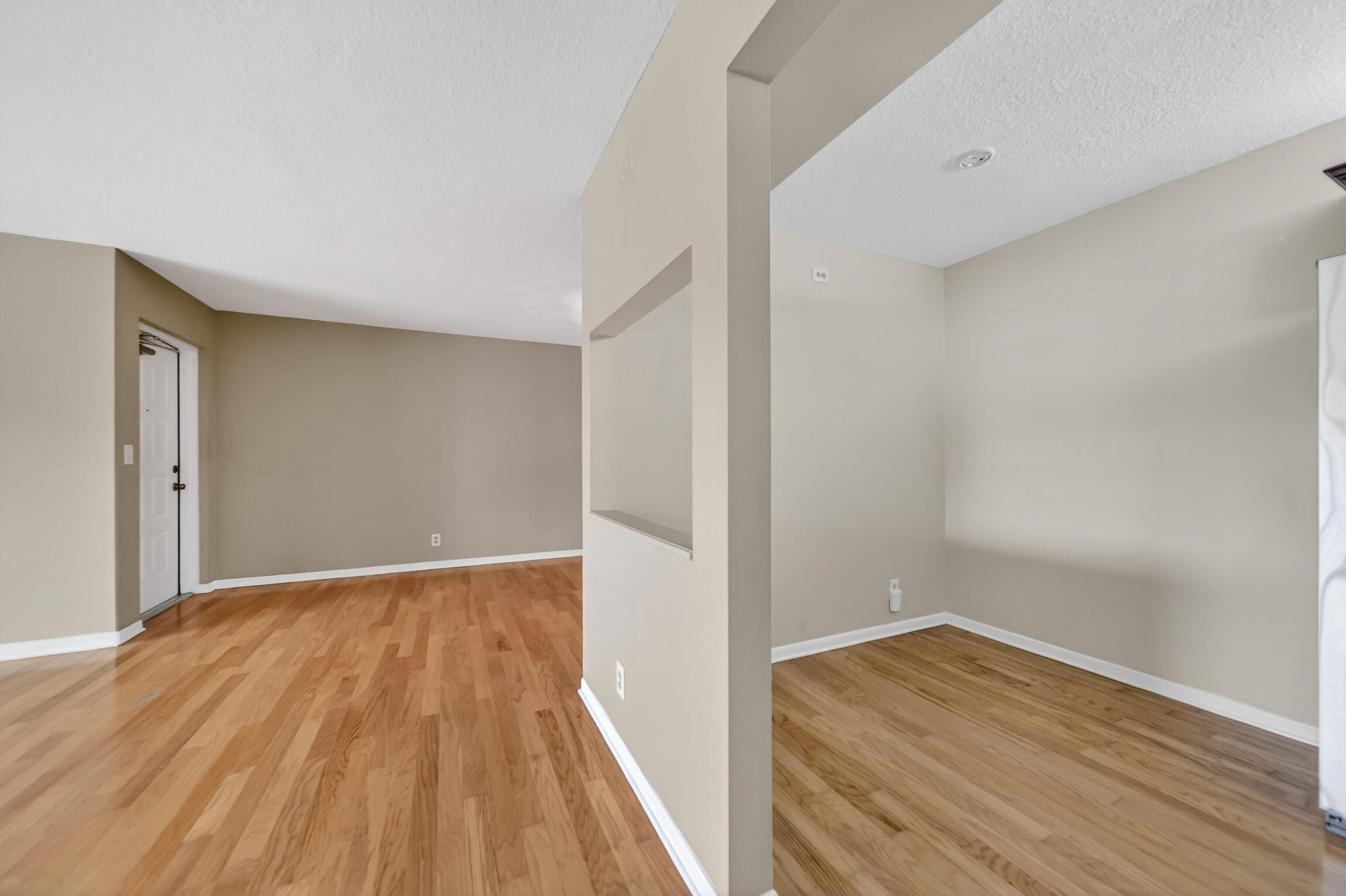 PINE RIDGE AT MARTIN DOWNS CONDO 14 - Residential