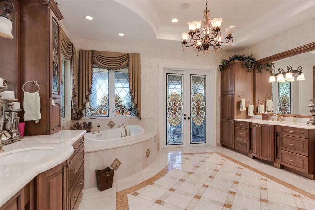 SANTA BARBARA SHORES - Residential