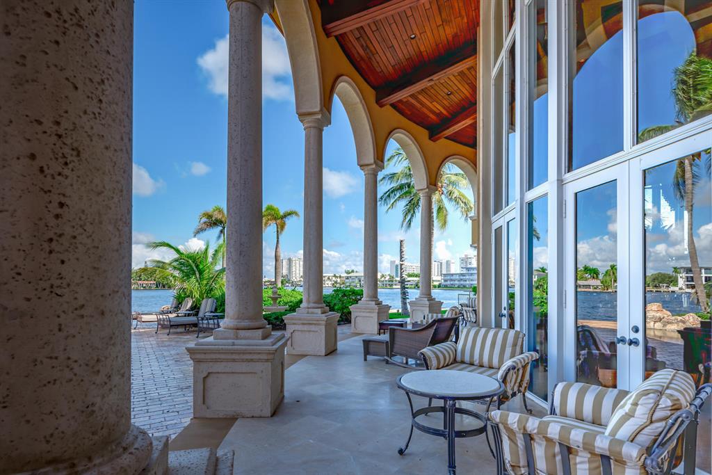 SANTA BARBARA SHORES - Residential