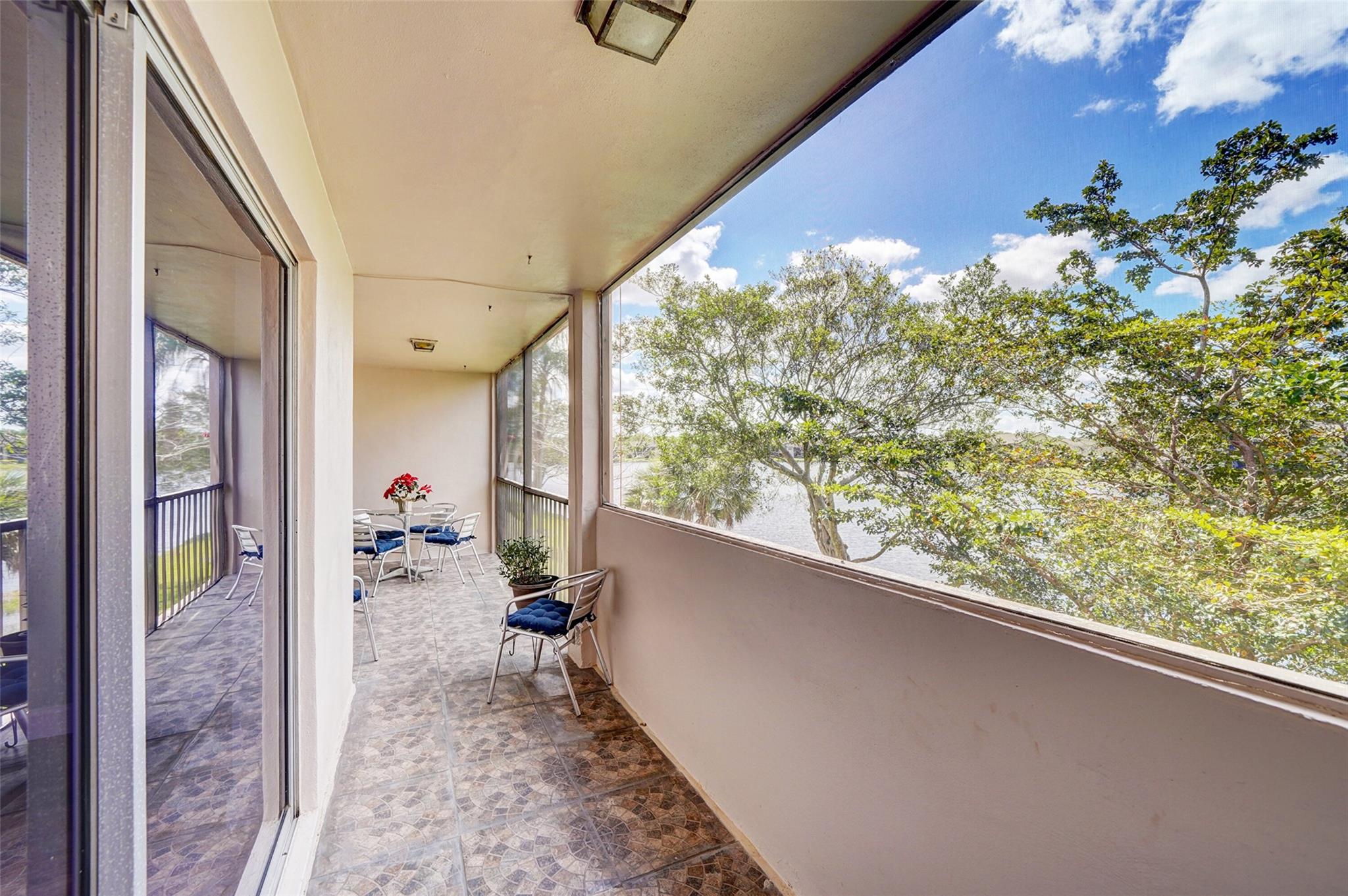 SUNRISE ISLAND - Residential