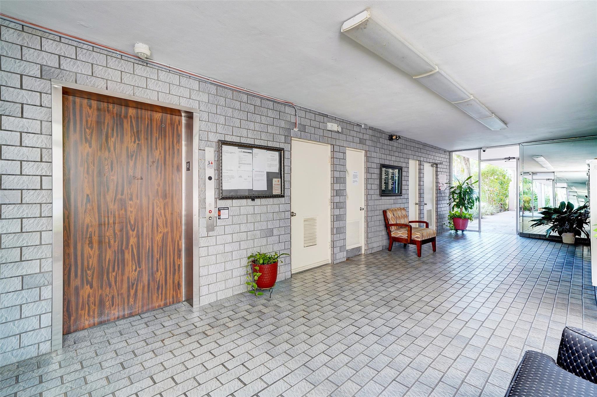 SUNRISE ISLAND - Residential