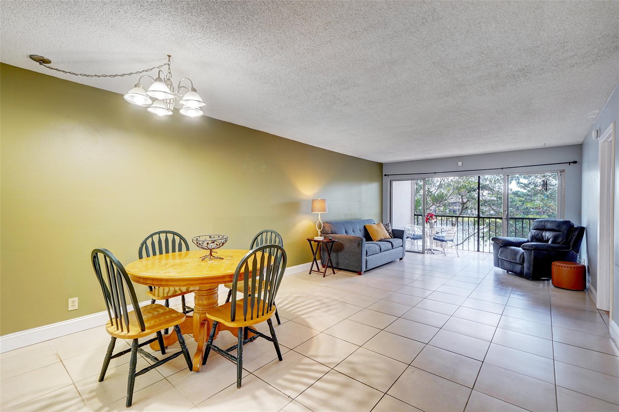 SUNRISE ISLAND - Residential