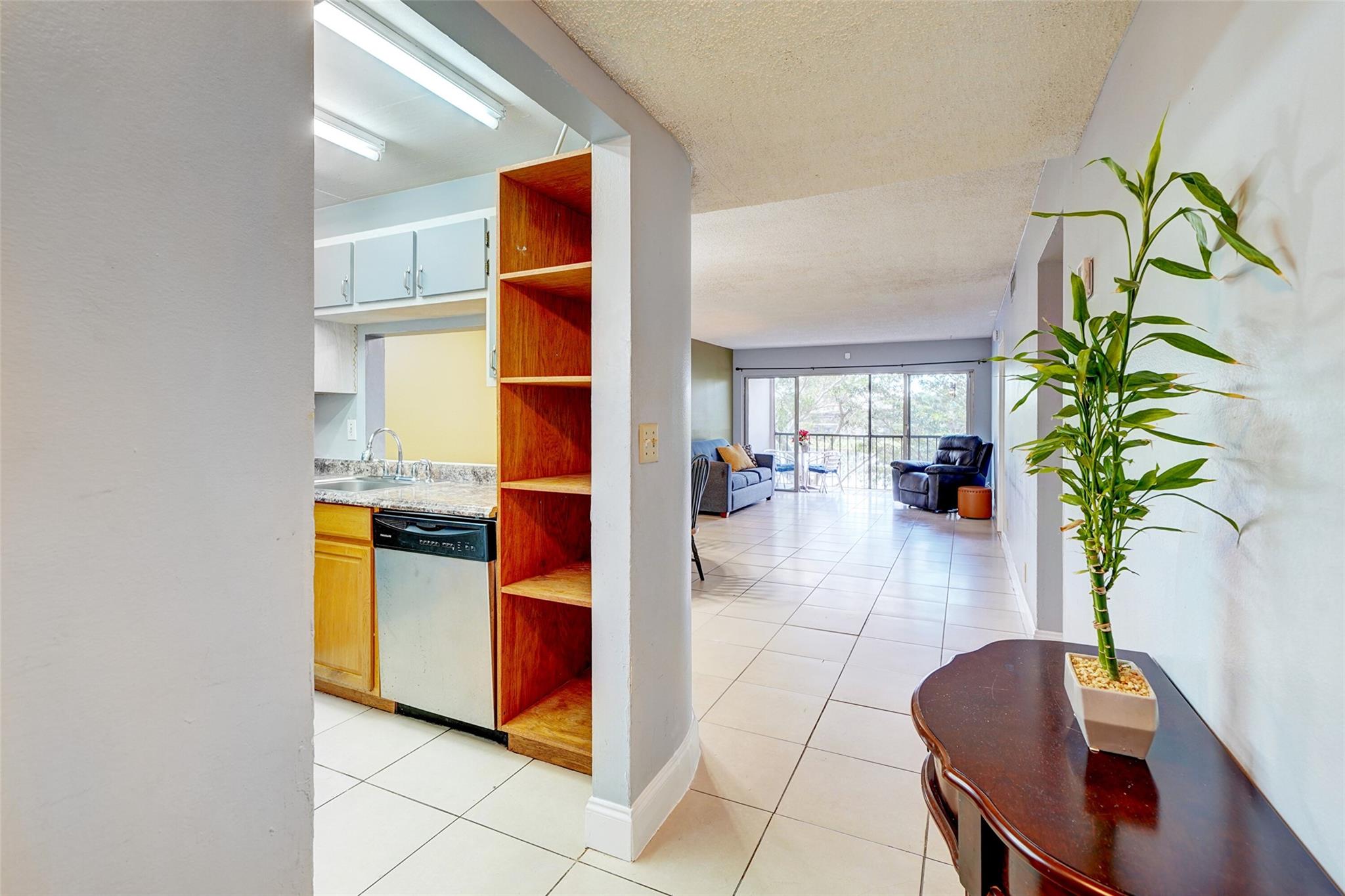 SUNRISE ISLAND - Residential