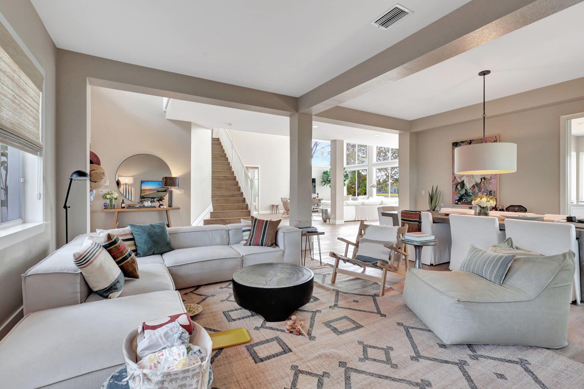 ISLES AT WELLINGTON 4 - Residential Lease