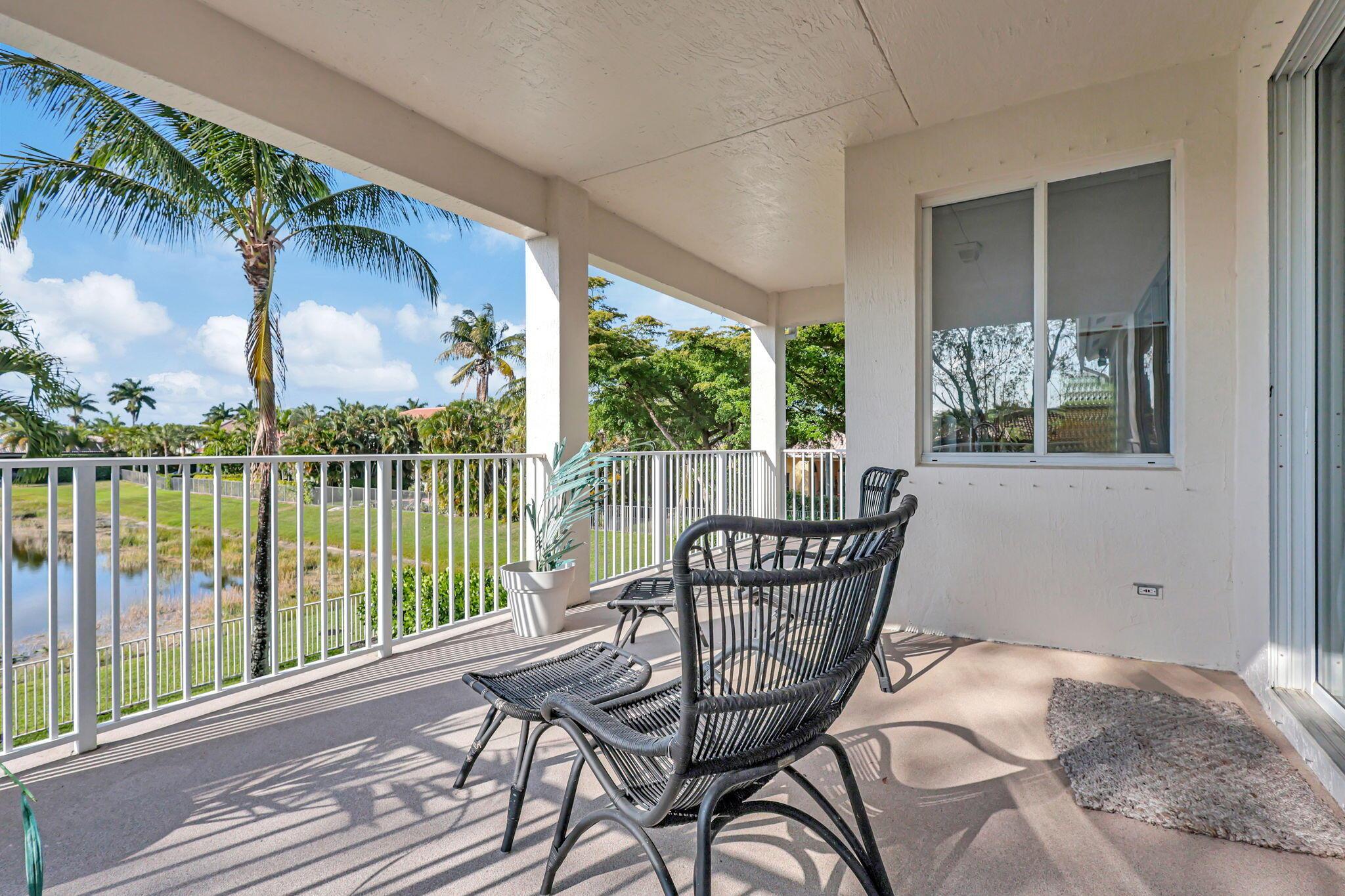 ISLES AT WELLINGTON 4 - Residential Lease