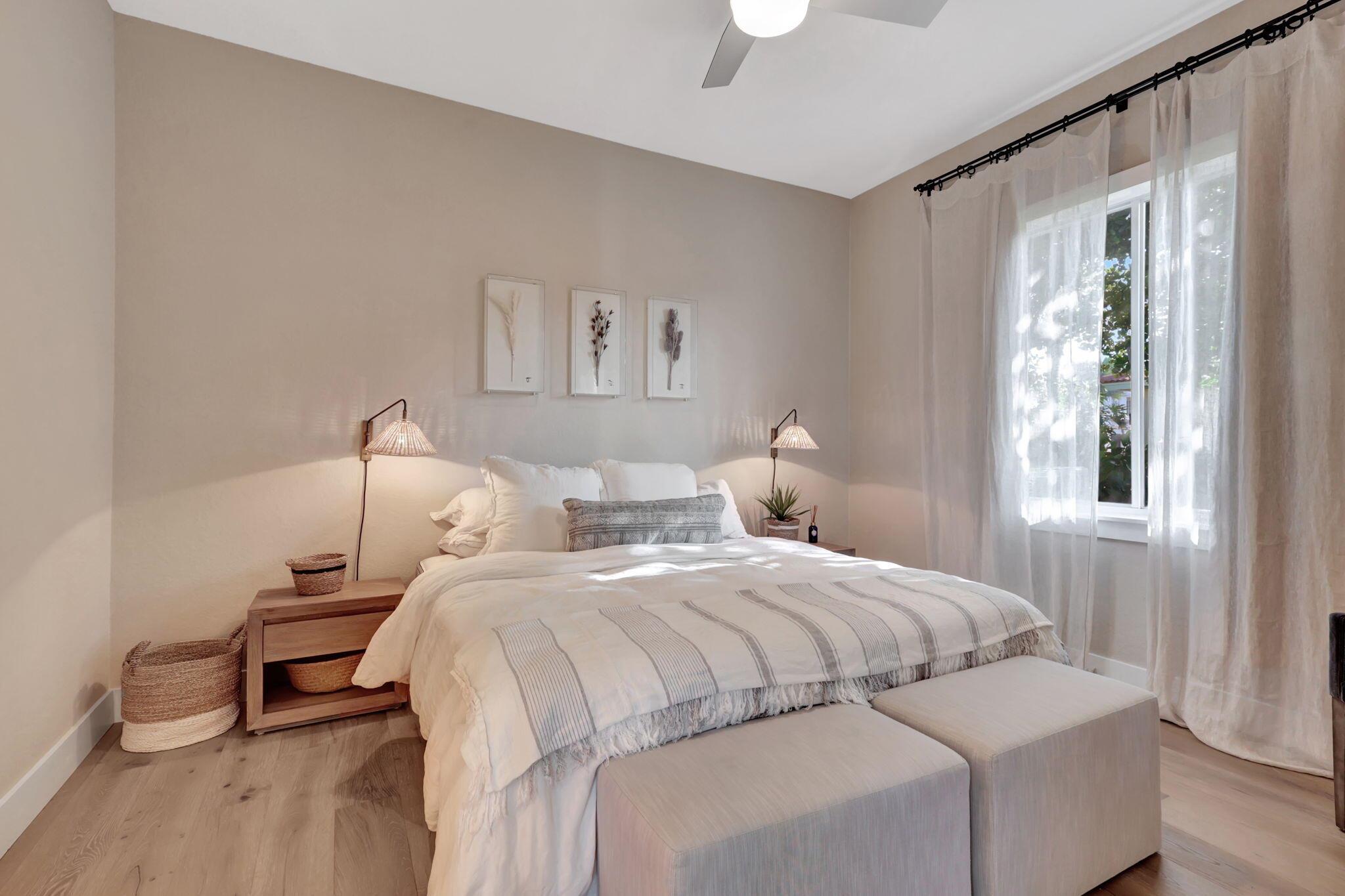 ISLES AT WELLINGTON 4 - Residential Lease