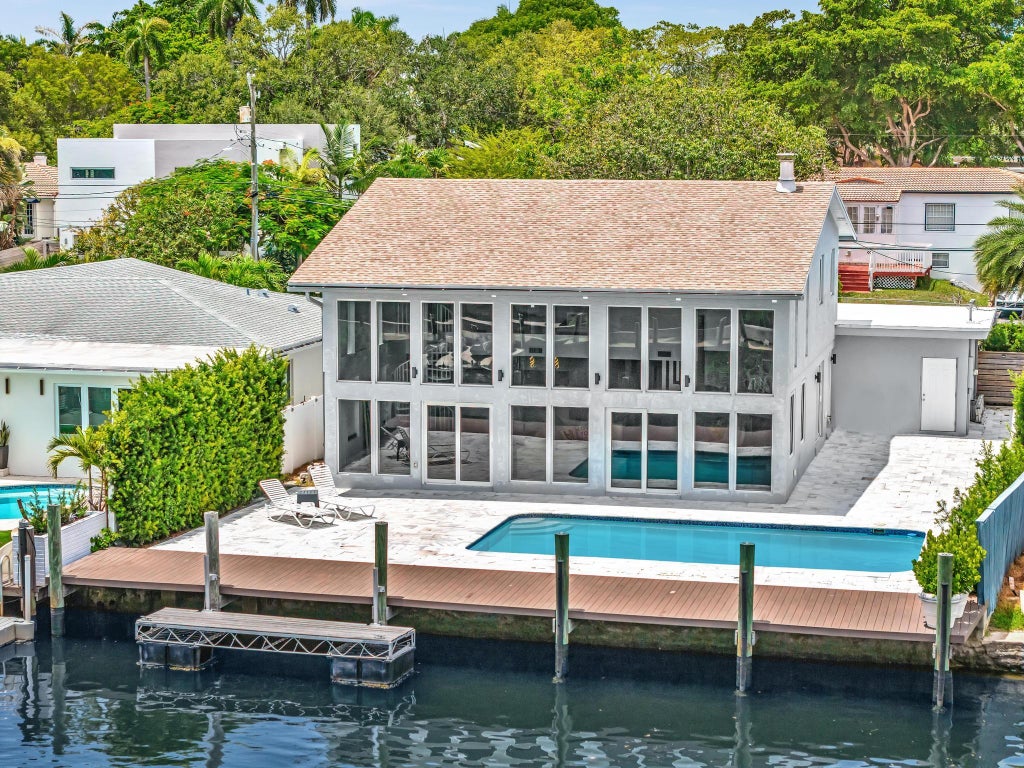 Photo of 600 N VICTORIA Terrace, Fort Lauderdale, FL 33304 (MLS # B26067035)