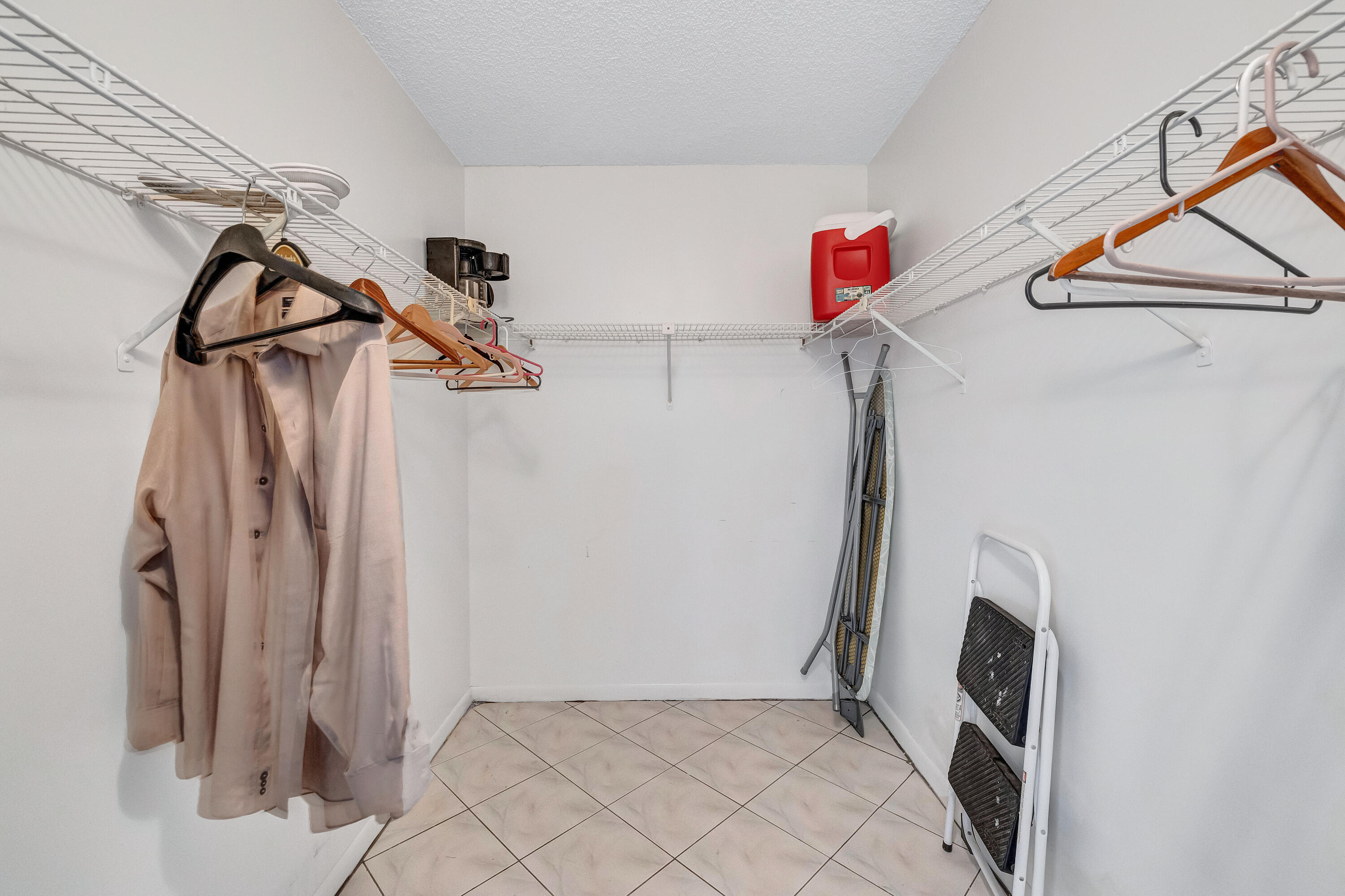 BERMUDA VILLAGE B CONDO - Residential
