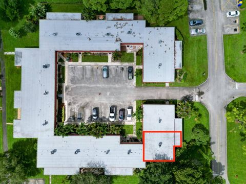 Tiny photo for 857 Worcester Lane #B, Lake Worth, FL 33467 (MLS # B26007859)