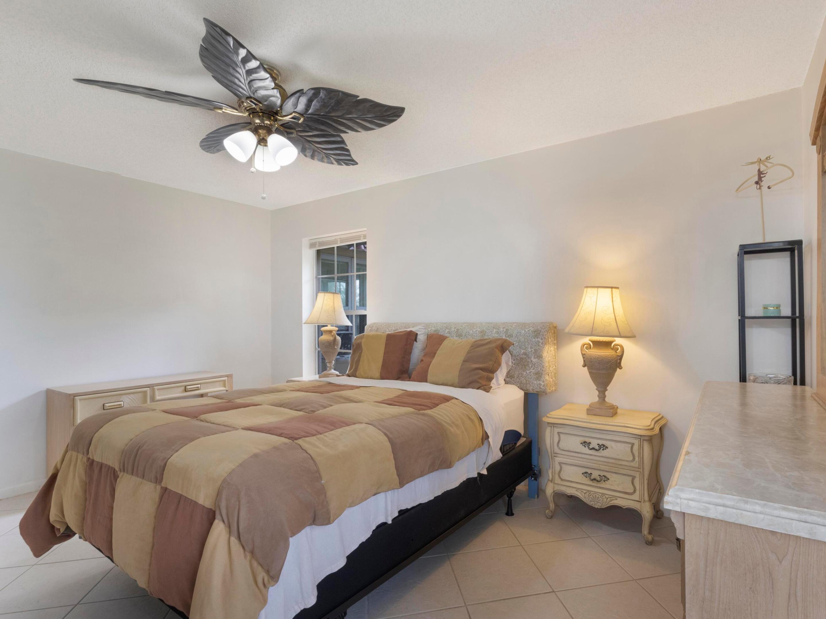 COVERED BRIDGE CONDO - Residential